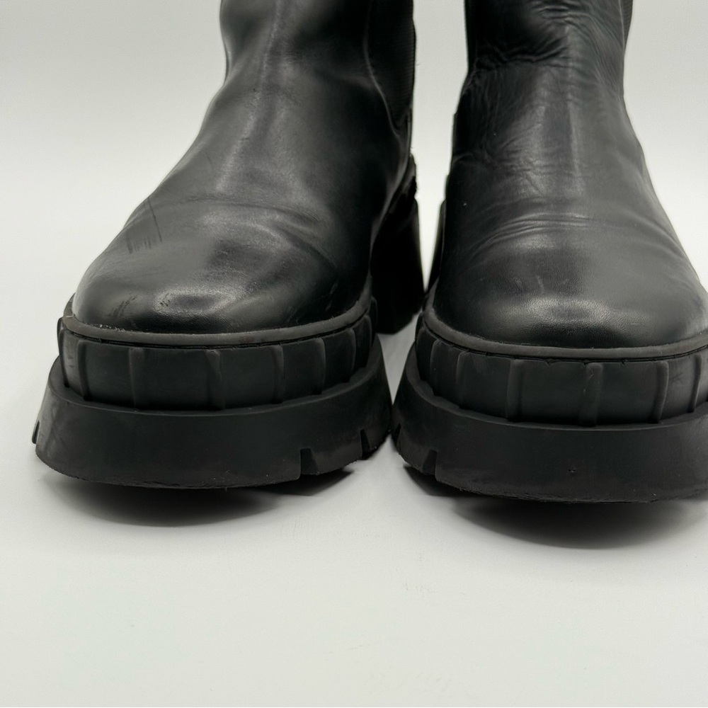 Steve Madden Barclay Black Leather Pull On Rounded Toe Chunky Ankle Boot Size 8 - Picture 11 of 16
